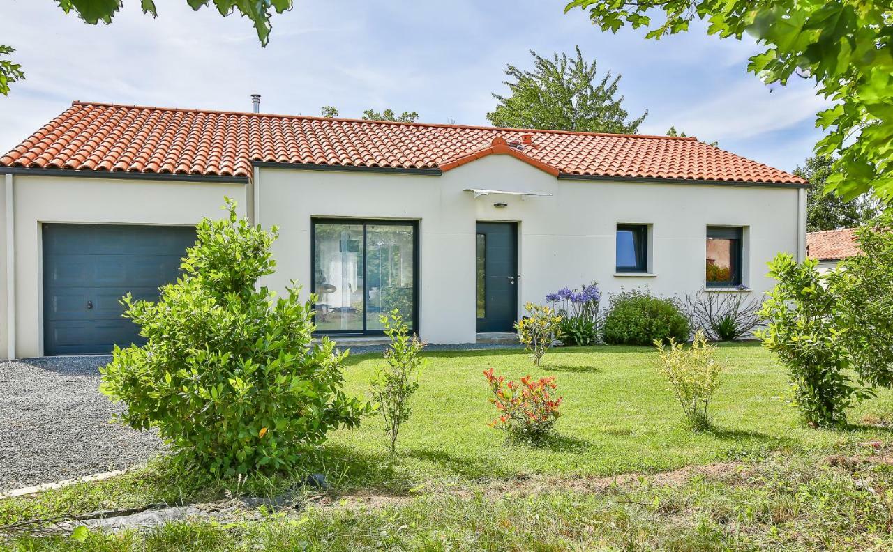 Villa D'Eau Douce Les Achards  Bagian luar foto