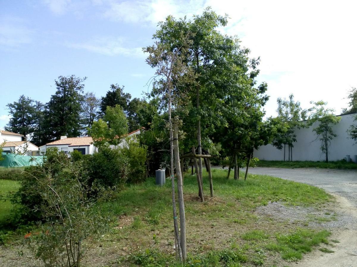 Villa D'Eau Douce Les Achards  Bagian luar foto